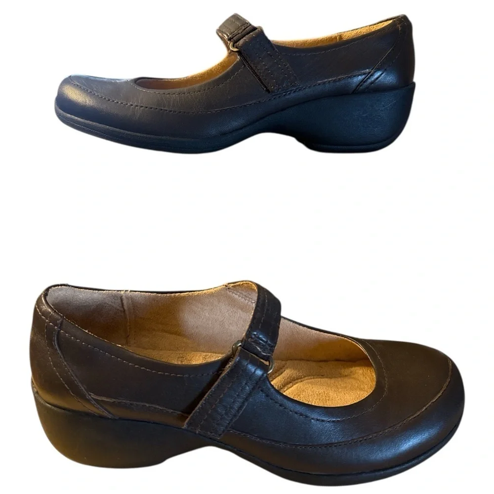 Naturalizer Brown Leather Mary Jane Comfort Heels 1.5” Low Heel Work Shoes 9.5M